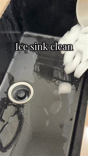 Jesskeepcleaning on Instagram: "Sink clean with ice🧊🫧 #cleaning #cleaningmotivation #asmrcleaning #satisfyingclean #clean #cleantok #cleantok #cleaninghacks #oddlysatisfying #cleaningtips #motivation #iceasmr"