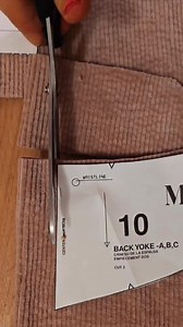 These are officially the coolest trousers ever! @eik.a made a colour blocked pair of the #M8511 trousers and the result is amazing! Eika used corduroy fabrics for a cosy statement, the drape of the fabric works perfectly with the super wide leg design. Fancy making a pair yourself? Get the pattern here... https://www.sewdirect.com/product/mccalls-m8511/ #Sewist #SewistsofInstagram #MakersGonnaMake #McCalls8511 #McCallsPatterns #McCalls #McCallsSewingPatterns | Simplicity McCall's UK