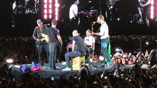 952K views · 25K reactions | A special C-stage song for São Paulo, featuring the wonderful Jon Hopkins (who’s been DJ-ing at these shows) on piano. R42 | Coldplay | Facebook
