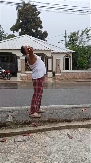 22 reactions · 9 comments | Lluvias de bendiciones la primera lluvia del año esto si es una verdadera primicias | Full Power | Facebook