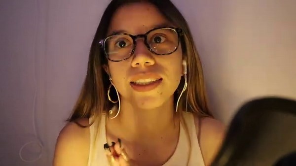 ASMR comiendo caña 👅