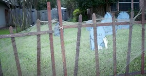 How To Make This Very Easy Halloween Cemetery Fence For The Yard