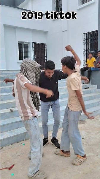 2019 tiktok trend 🤣🤣 funny video 🤣🤣 #comedy #funny #tiktok #shorts ..