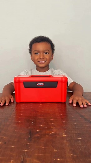 30 reactions | 藺Tiny hands, big imagination! Watch your little builder get to work with Creative Construction. Shop Now! | Little Tikes | Facebook