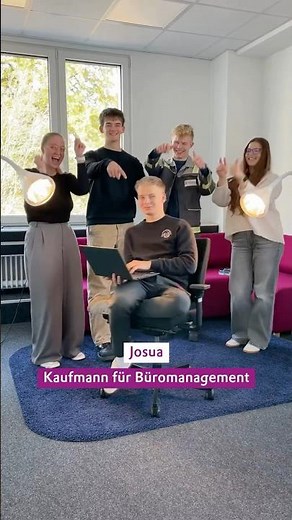 Spin & Show! Unsere Azubis, ein Stuhl, null Langeweile 🪑🌪️😵‍💫✨ | Evonik