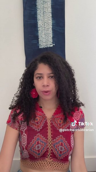 This week in French 🇫🇷 ✔️ 45 min French call (!!!) ✔️ “Comme un lundi” = big mood ✔️ Watched Lupin Each week I’m going to be recapping my progress in French join me and share your own tips and tricks! My tools this week: 🎧 Little Talk in Slow French –https://www.patreon.com/talkslowfrench 📱 HelloTalk –https://www.hellotalk.com 📘 Busuu –https://www.busuu.com 📖 Le Monde:– https://www.lemonde.fr 📺 Lupin –https://www.netflix.com/title/80994082 Et toi? C’est comment ton apprentissage? *I’m not
