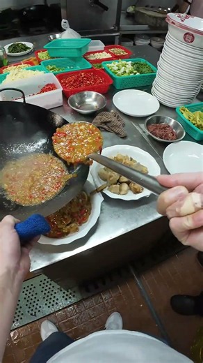🔴 LIVE： 小推车上的江湖｜你的深夜食堂在这里 🍜|🛺 A Cart, A World｜Your Late Night Canteen 🍜 2026/06/20 19:58:09.