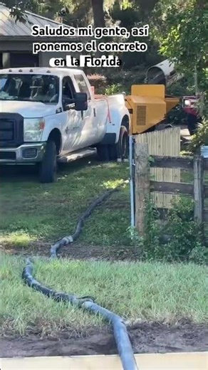 This is how we lay concrete in Florida, USA #construction ￼