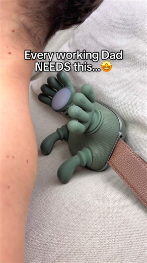 2.1K views · 170 reactions | It’s like having my own personal masseur at home!朗 #massager #backpain #relax #massagemachine #neckmassager I love using this electric massage after work — it really helps me relax my back and shoulders, feels like a real massage at home | Thera Palm | Facebook