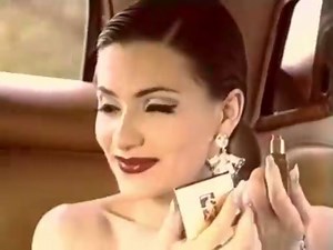 Ceca - Idi dok si mlad - (Official Video 1995)