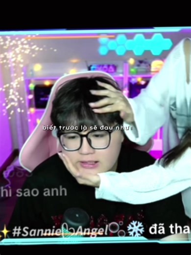 Nụ Hôn Nồng Choáy: Cuộc Chơi Cùng Angel và Vy