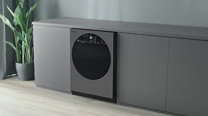 Enjoy fluffier towels and less-wrinkled garments with Hitachi Smart LINEAR Washer Dryer’s wind Iron Technology.The high-speed airflow of approx. 270km/h dries and fluffs up your cleaned laundry so you can wear it right away! Enjoy your clean clothes 😁 #hitachi #madeinjapan #hitachiwasher #antibacterial | STO People’s Choice