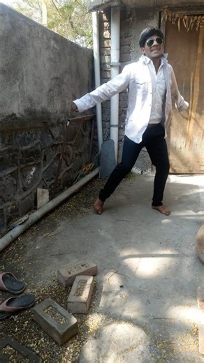 kaale libass mein nadan #dance