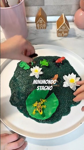 A sensory miniworld with chia slime for my child! A fun and stimulating game to play at home.