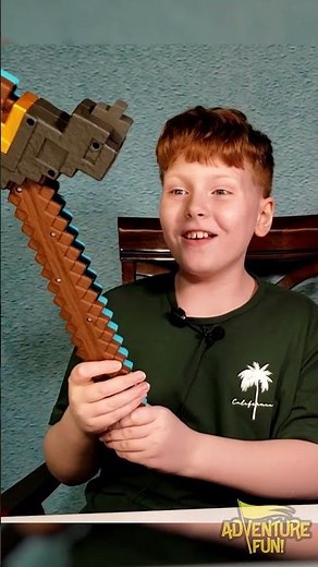 A Minecraft Movie Diamond Sword and Pick Axe Toy Review!