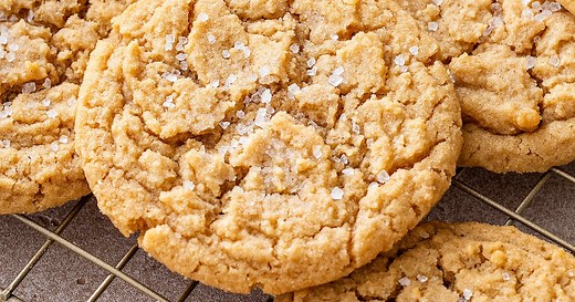 This Easy Recipe Makes The Best Soft & Chewy Peanut Butter Cookies