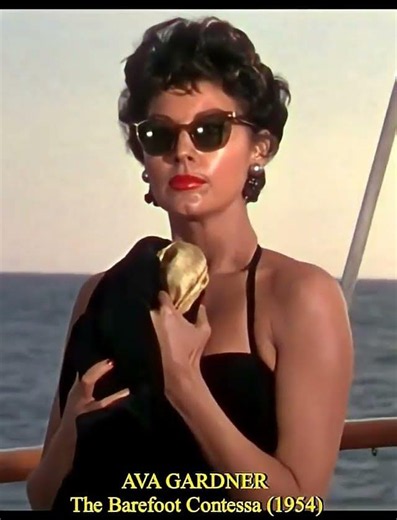 AVA GARDNER "The Barefoot Contessa" (1954)