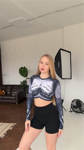 maria/model & ugc on Instagram: "@dressfit_brand 🤍"