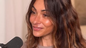 Star of Netflix’s ‘sexiest show’ reveals how sizzling scenes are really filmed