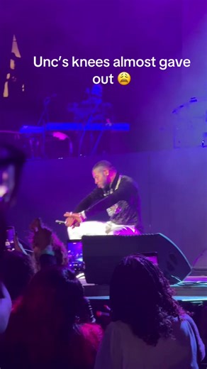 Knees don’t work like they used to #r&bloverstour #fyp #birmingham #keithsweat