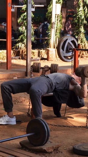 SANDEEP JAMRA on Instagram: "Phone tut gya 😭 Jeb se gir gya pta nahi chala 😭😭😭"