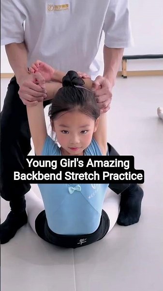 Extreme Backbend Flexibility Training | Coach & Student