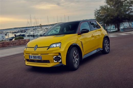 Renault 5 E-tech review: Proof positive that small EVs are best | Stuff