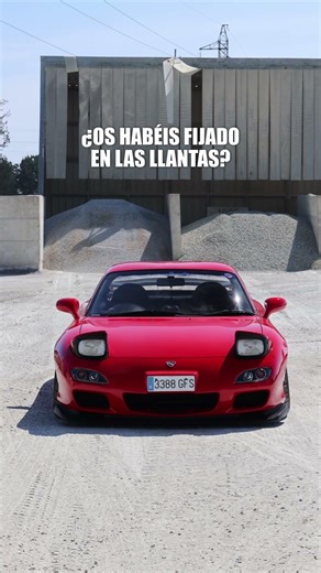 Mazda RX-7 vs Mazda RX-8. ¿Cuál es mejor?