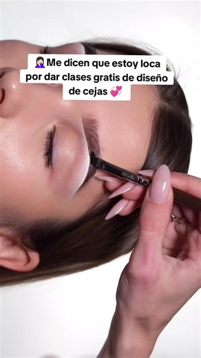Clases Gratis de Diseño de Cejas para Mujeres