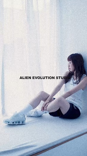 2.8K views · 35 reactions | ALIEN EVOLUTION STUDIO 2024 SPRING / SUMMER COLLECTION - 「NEW CHAPTER」 | AES進化吧工作室 | Facebook