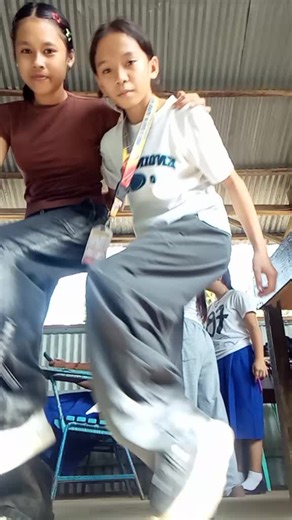 Join the Lyn Official Dance Challenge Now!