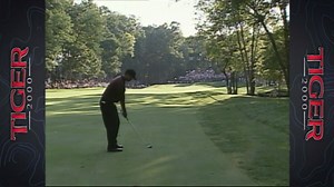 Johnson Wagner recreates iconic Tiger Woods shots from 2000