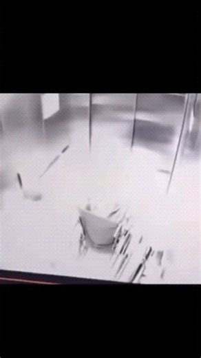 🇲 🇷 🇵 🇪 🇱 🇦 🇧 🇴 🇱 🇦 on Instagram: "UPS 😅😅😅😅"