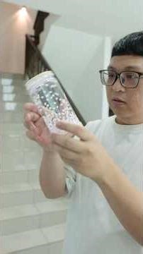 Static electricity can actually cause this!