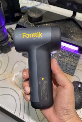 Why Choose the Fanttik B10 Pro Electric Air Duster?