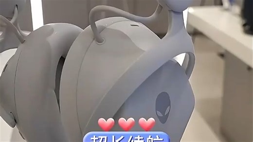 外星人AW520H游戏耳机，音质清晰度高，佩戴舒适