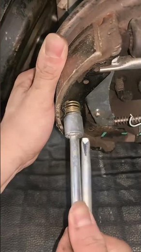 Drum Brake Spring Tool | Install & Remove Springs the Easy Way 🔧🛞 #DrumBrake #BrakeRepair #Mechani