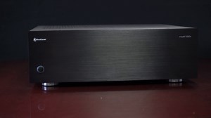 Outlaw 5000x 5-Channel Amplifier: Detailed Visual Overview