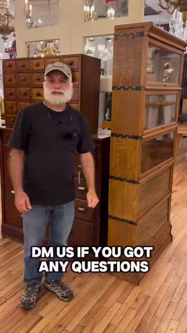 Two quality barrister bookcases available at our Midtown NYC showroom! • 333 West 52nd Street New York, New York • Lundstrom bookcase dimensions: 75.75 in. H x 33.5 in. W x 11 in. D • Macey bookcase dimensions: 75.25 in. H x 34 in. W x 11 in. D • Shipping all over • Follow @oldegoodthings_warehouse #oldegoodthings #antiquefurniture #architecturalsalvage #interiordesign #antiqueshop #newyork #barristerbookcase #barrister #antiques #antiquebookcase #oakfurniture #hardware #books #reading #bookcase