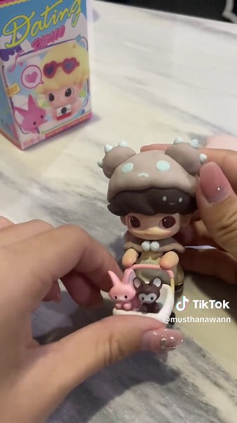 โดนน้อง dimoo ตก🤣🤣 #dimoo #dating #dimoodating #popmart #ดีมู่