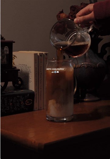 asmr cozy morning routine ☕️ the sound of coffee from my casabrews ultra is all I need #asmr #cozyvibes #morningroutine #SelfCare #coffeemachine @Casabrews Coffee Machine