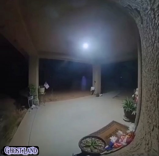 #Apparition caught by security camera #ghost #paranormal #spirit #supernaturaltaskforce