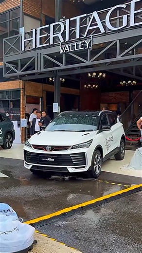 Paul Tan's Automotive News on Instagram: "Say hello to the new 2025 #ProtonX50 facelift! Revamped design inside and out, more tech and more power too! #paultancars #paultan #proton #x50"