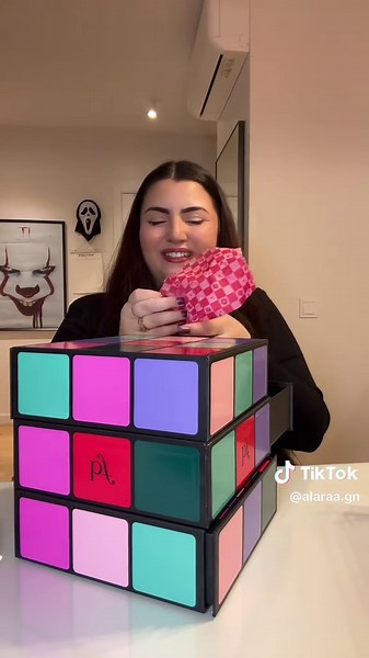 @Benefit Cosmetics knows how to make an advent calender 📆 it’s definitely worth every penny 😋✨ Which advent calender should I open next ? ✨ #christmas #adventcalendar #benefitcosmetics #makeup #fyp