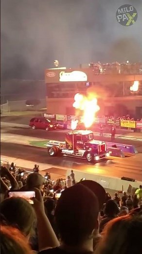 How Fast Is the World’s Fastest Jet-Powered Truck? 🤯🚛