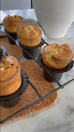 Herb Cheese Popovers