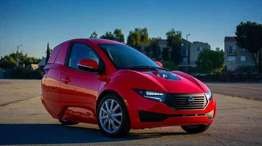 ElectraMeccanica Solo EV First Drive - Electric Three-Wheeler Is Oddly Appealing - SlashGear