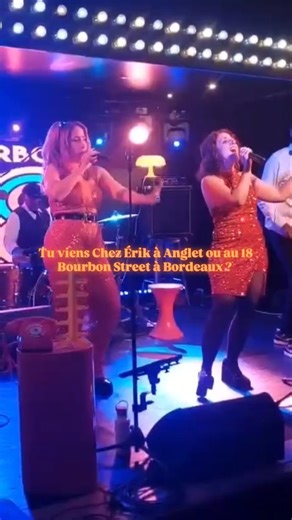 Qui vient aux prochains concerts ? 👇 Sam 28/2 Chez Érik à Anglet (64) Jeu 5/3 at 18 Bourbon Street à Bordeaux www.18bourbonstreet.com !!! The New place to be !!! Live music, Comedy Club & Cabaret Ven 24/4 La Cigale à Royan (17) Tu veux participer au show ? Viens habiller dans l’esprit vintage 60s 70s… lunettes de soleil plastique oversize, gogo boots blanche, mini jupe, robe droite, pantalon patte d’éléphants, chemises col pelle a tarte, à fleurs, space age, psyché… Live video report at 18 Bour