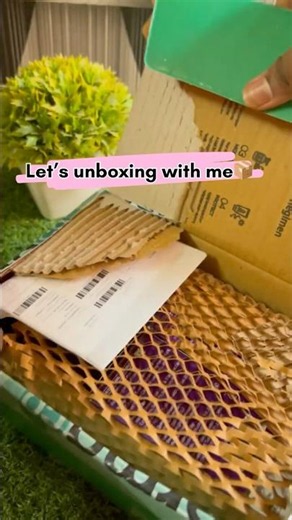 The Derma Co Unboxing ✨ | Kojic Acid Serum +AHA BHA Peeling Solution 📦🧴 #shortsfeed #youtubeshorts