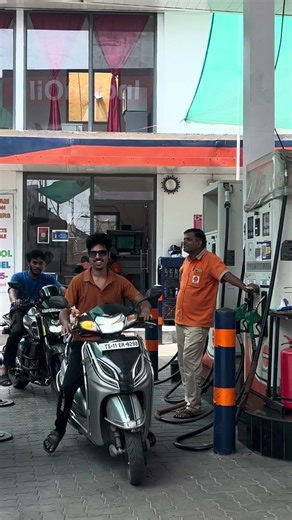 The Ultimate Petrol Pump Prank! ⛽️🤣 #gasstation #prank #funny